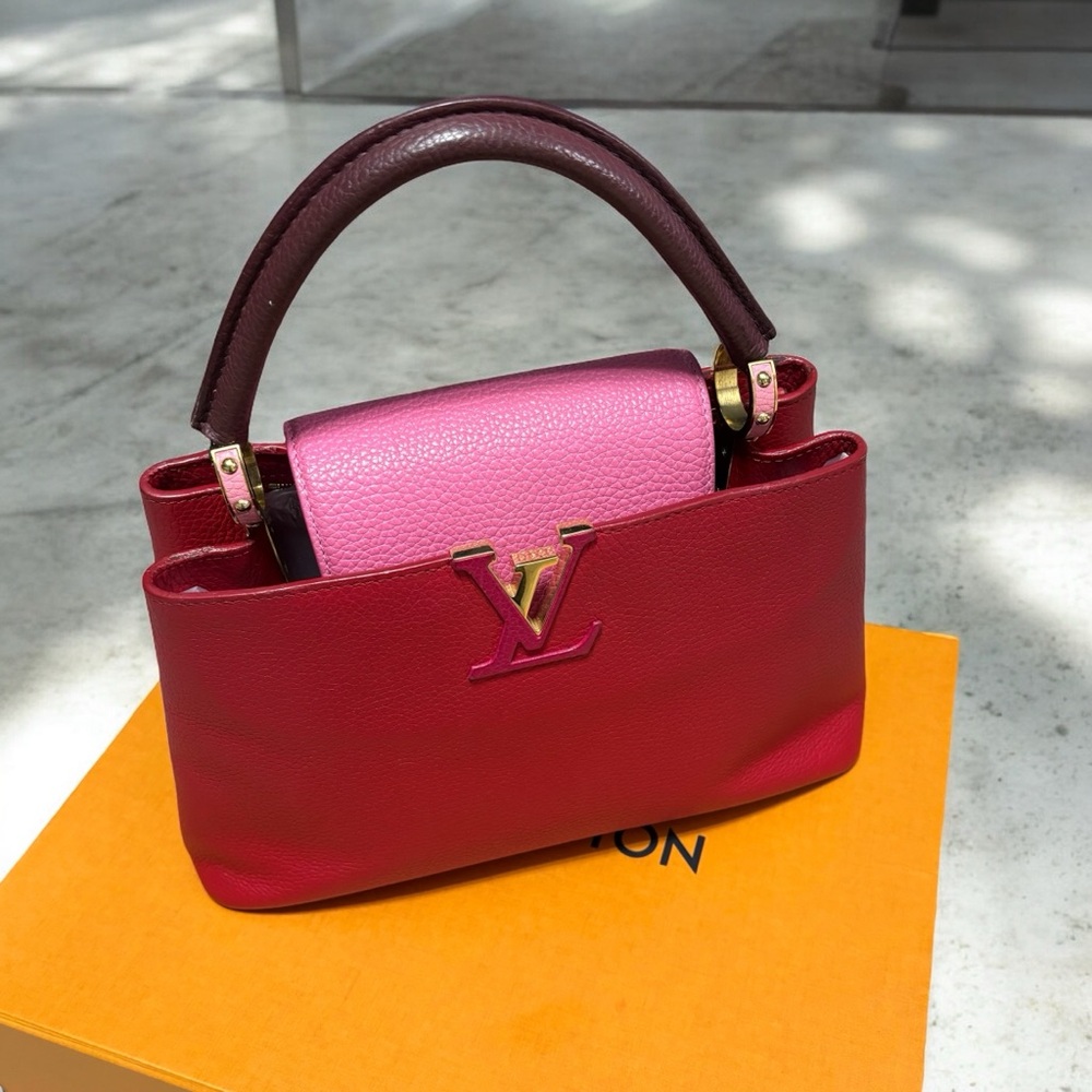 Louis Vuitton Capucines MM Taurillon Leather